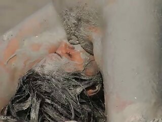 لنکا پاول به خودش اجازه می دهد که تقدیر فیلم سکسی ایرانیجدید کند.